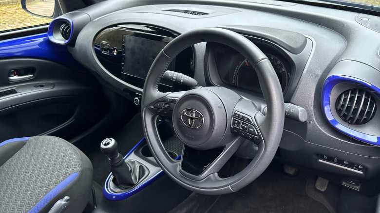 Toyota Aygo X 1.0 VVT-i Edge 5dr Petrol Hatchback